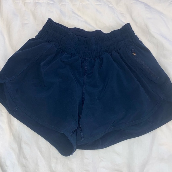 NAVY discontinued Lululemon tracker shorts - Picture 2 of 5